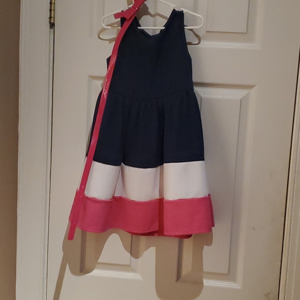 Girls dress